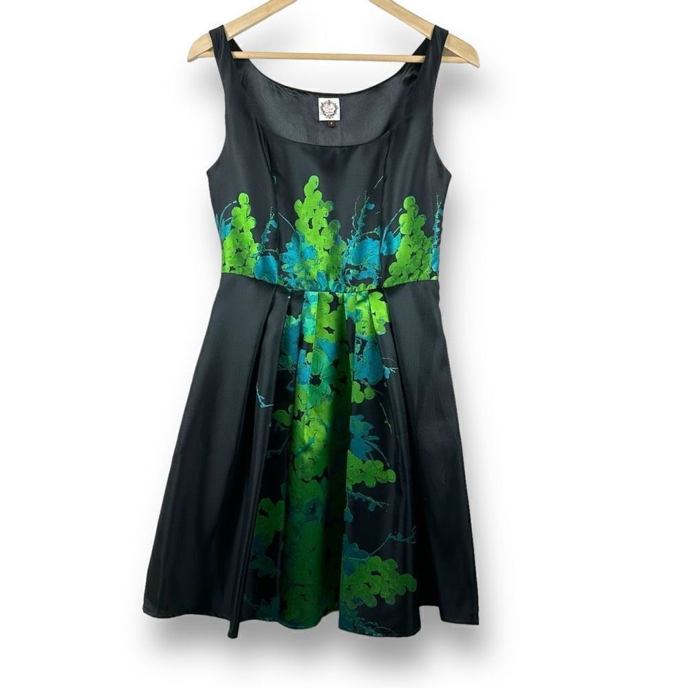 Eva By Eva Franco Women's Size 4 Sleeveless Satin Sheath Dress Black With Floral